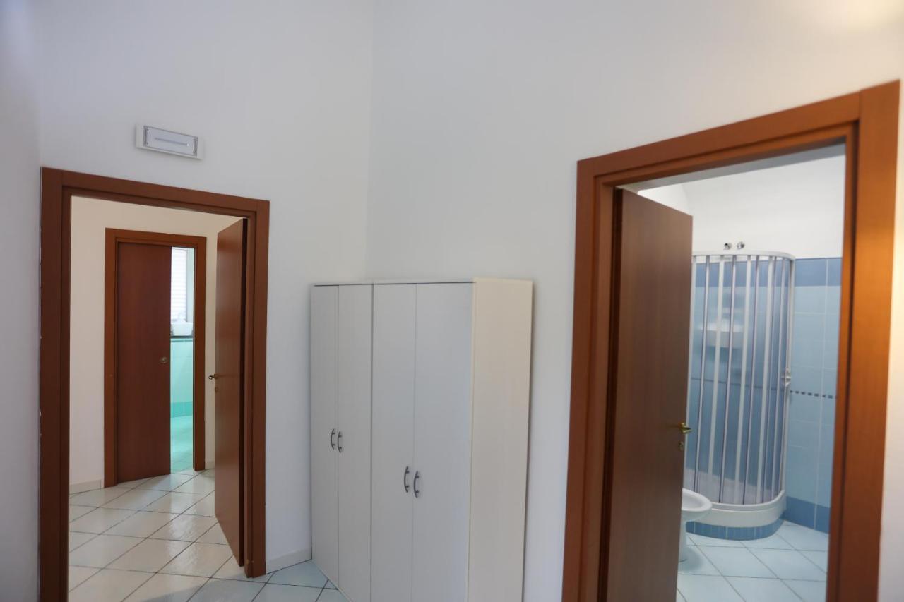 Appartamento Panoramico La Rosa Dei Venti-Libeccio Ischia Bagian luar foto